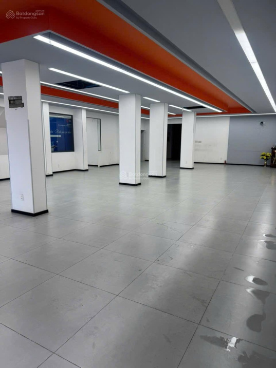 Офис 1000 м² — Фыоклонг